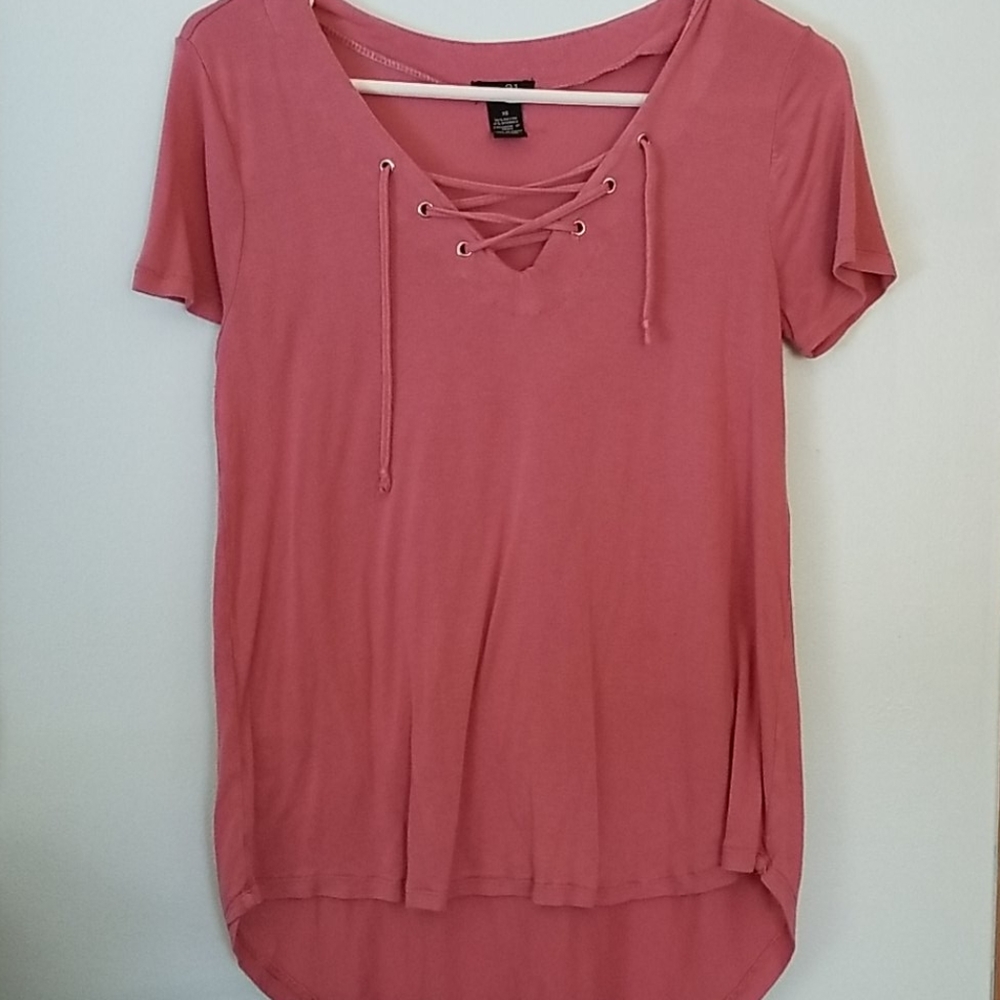 XS Rue 21 pink shirt